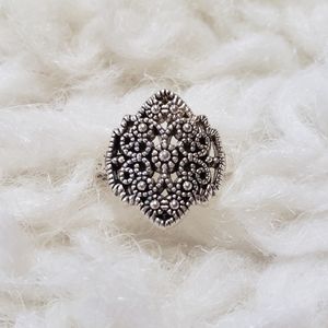 Swirly Silver & Black Art Deco Style Ring